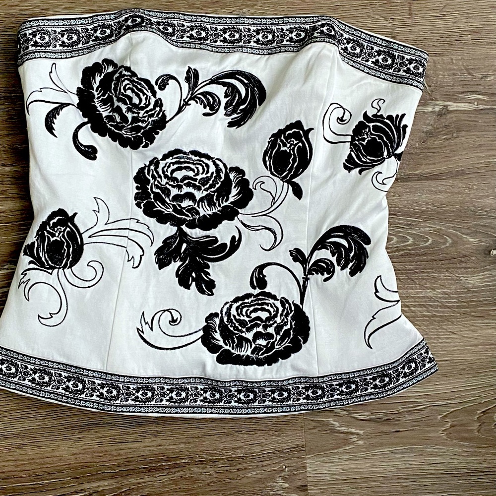 White House Black Market Strapless Floral Bustier in Black and White